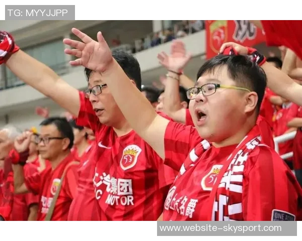 上港与浦和精彩对决录像回放全程回顾与分析